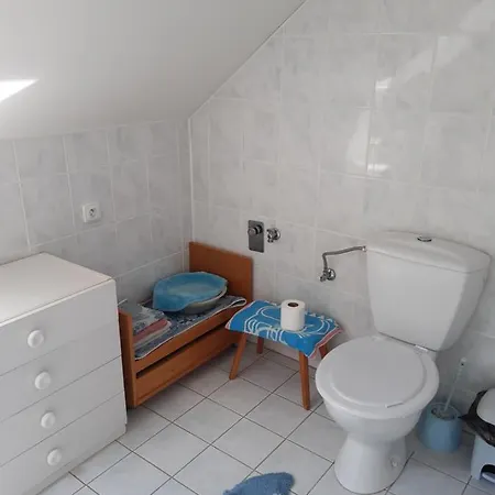 Apartman V Rodinnem Dome Апартаменты Детенице