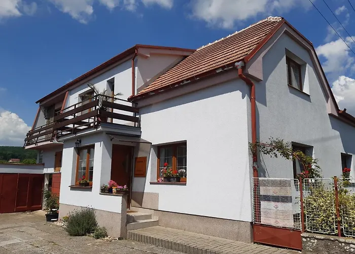 Apartman V Rodinnem Dome * Детенице